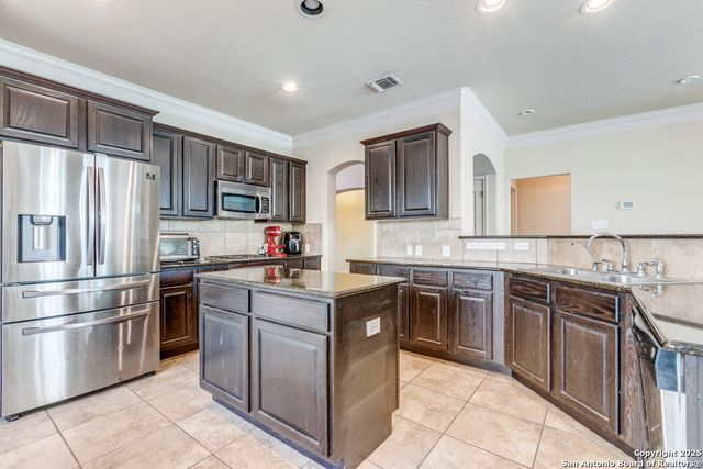 734 Teatro, San Antonio, TX 78253