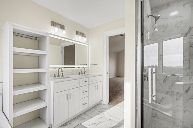 6386 E Washington, Ithaca, MI 48847