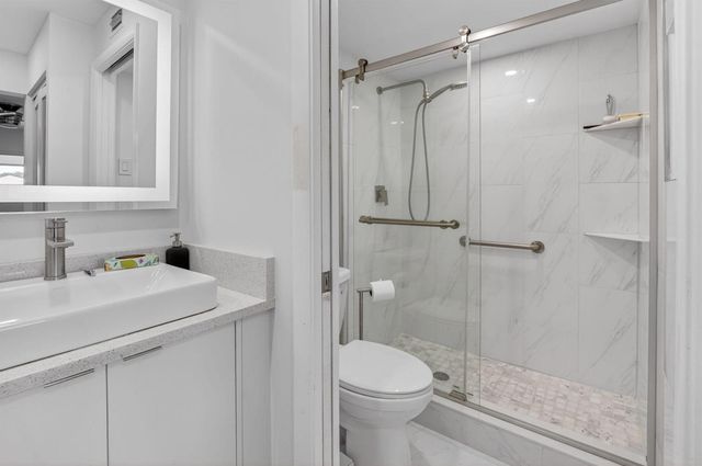 15401 Pembridge Avenue 15, Delray Beach, FL 33484