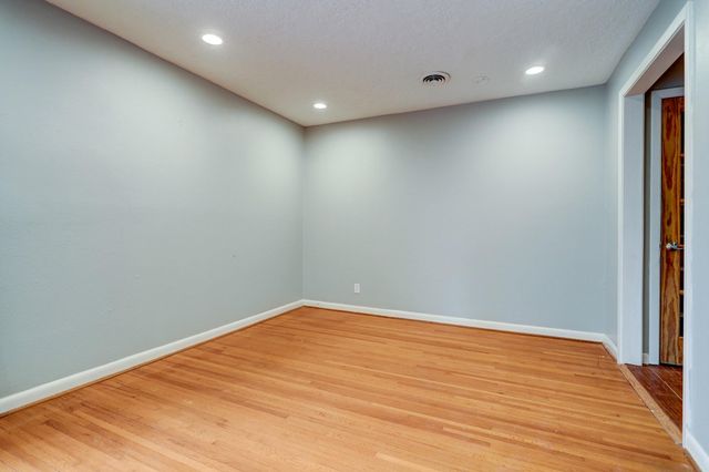 8610 Bevlyn Drive, Houston, TX 77025