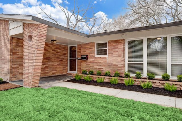 8610 Bevlyn Drive, Houston, TX 77025