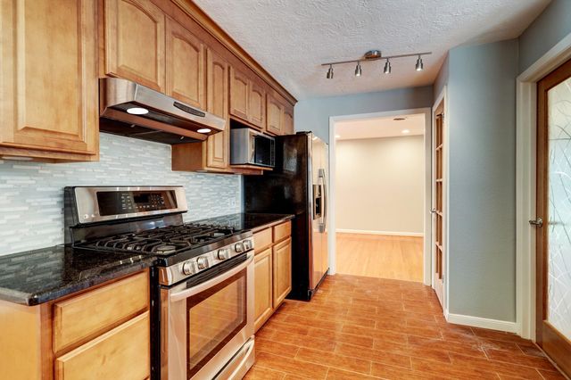 8610 Bevlyn Drive, Houston, TX 77025