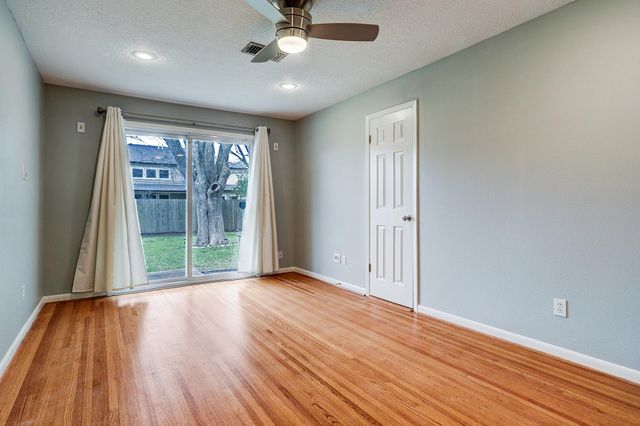 8610 Bevlyn Drive, Houston, TX 77025