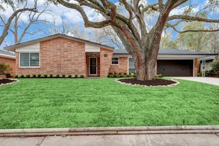 8610 Bevlyn Drive, Houston, TX 77025