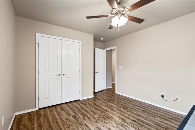 816 Brook Street, Gentry, AR 72734