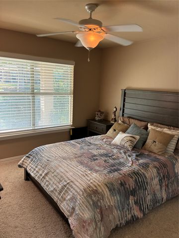 10009 Hanford Drive, Denton, TX 76207