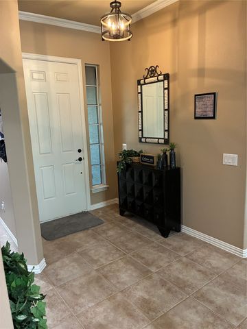 10009 Hanford Drive, Denton, TX 76207