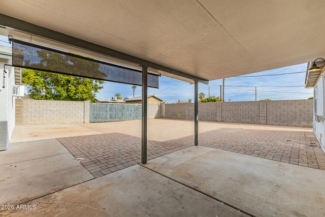 3920 W HARMONT Drive, Phoenix, AZ 85051