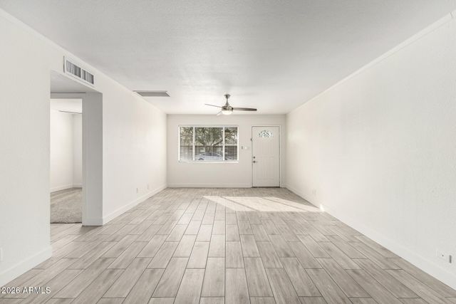 3920 W HARMONT Drive, Phoenix, AZ 85051