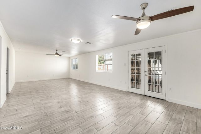 3920 W HARMONT Drive, Phoenix, AZ 85051