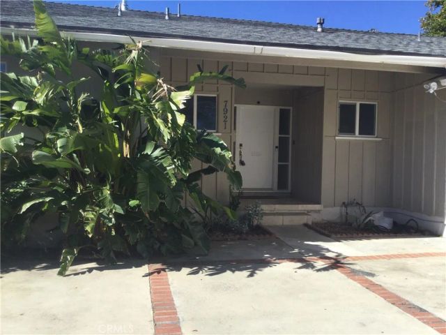 7921 Owensmouth, Los Angeles, CA 91304