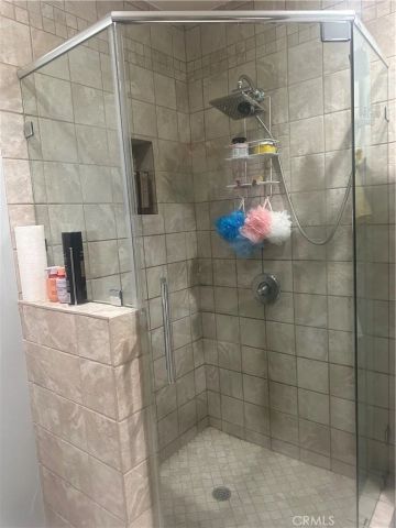 7921 Owensmouth, Los Angeles, CA 91304