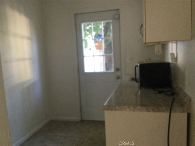 7921 Owensmouth, Los Angeles, CA 91304