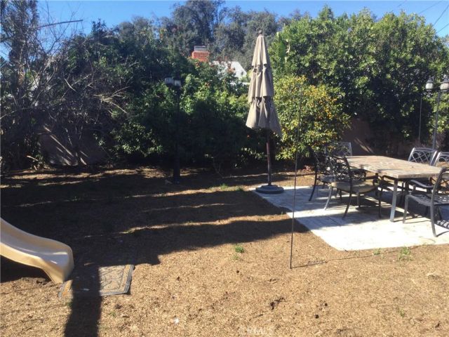 7921 Owensmouth, Los Angeles, CA 91304