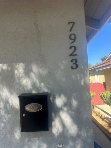 7921 Owensmouth, Los Angeles, CA 91304