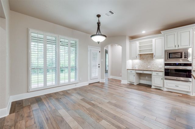 1210 Cornwall Way, Kingwood, TX 77339