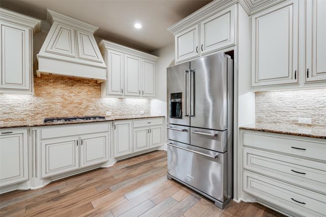 1210 Cornwall Way, Kingwood, TX 77339