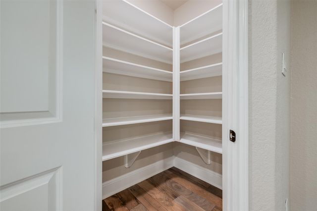 1210 Cornwall Way, Kingwood, TX 77339