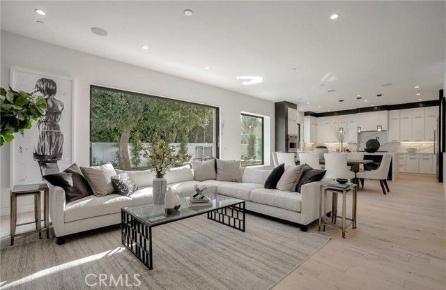 15926 Morrison, Encino (los Angeles), CA 91436