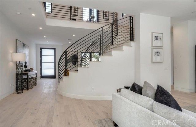 15926 Morrison, Encino (los Angeles), CA 91436