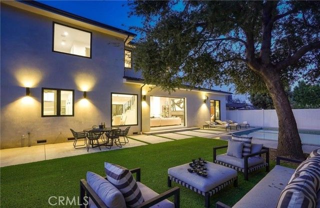 15926 Morrison, Encino (los Angeles), CA 91436