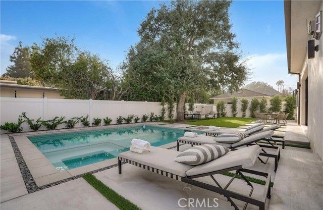 15926 Morrison, Encino (los Angeles), CA 91436