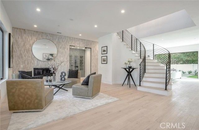 15926 Morrison, Encino (los Angeles), CA 91436