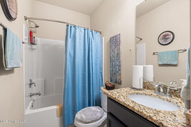 63 N Founders Way, Hattiesburg, MS 39401