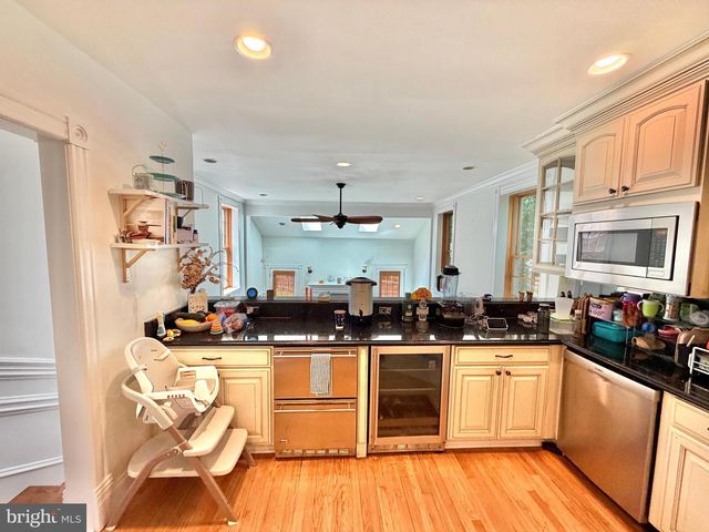 7538 MORNINGSIDE DR NW, Washington, DC 20012