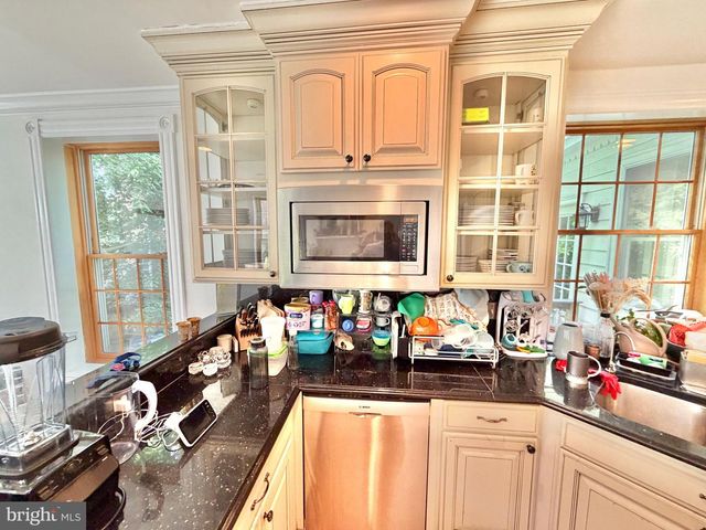 7538 MORNINGSIDE DR NW, Washington, DC 20012