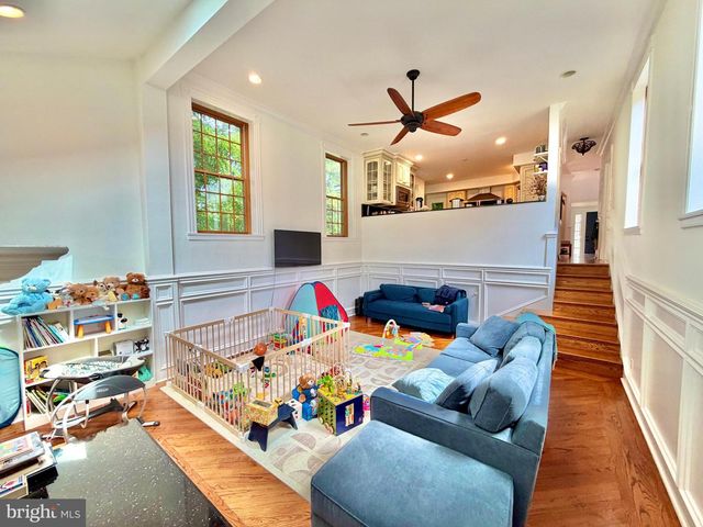 7538 MORNINGSIDE DR NW, Washington, DC 20012