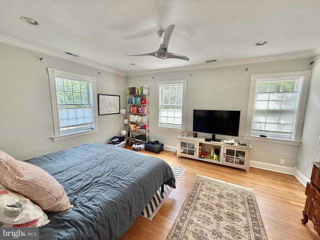 7538 MORNINGSIDE DR NW, Washington, DC 20012