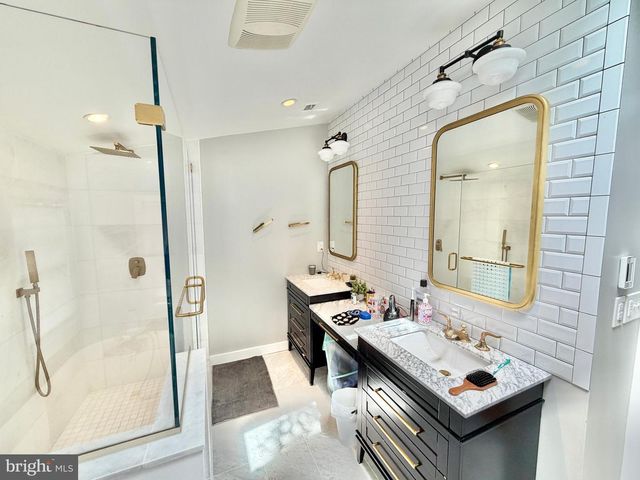 7538 MORNINGSIDE DR NW, Washington, DC 20012