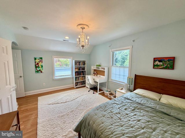 7538 MORNINGSIDE DR NW, Washington, DC 20012