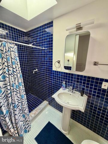 7538 MORNINGSIDE DR NW, Washington, DC 20012