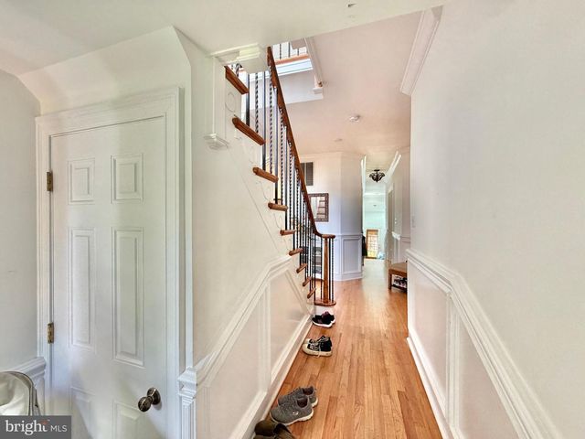 7538 MORNINGSIDE DR NW, Washington, DC 20012