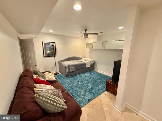 7538 MORNINGSIDE DR NW, Washington, DC 20012