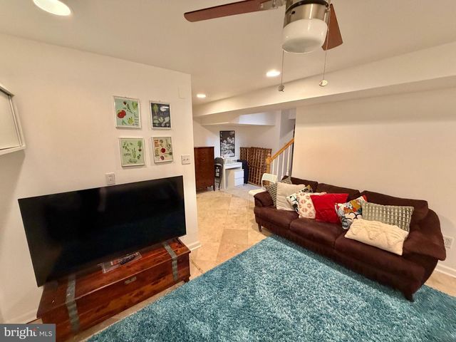 7538 MORNINGSIDE DR NW, Washington, DC 20012