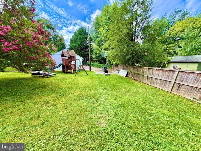 7538 MORNINGSIDE DR NW, Washington, DC 20012