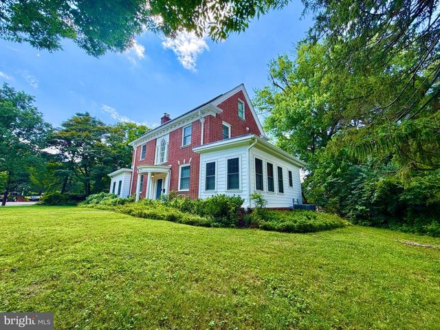 7538 MORNINGSIDE DR NW, Washington, DC 20012