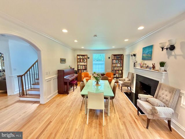 7538 MORNINGSIDE DR NW, Washington, DC 20012