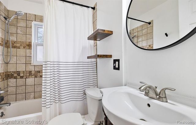 3128 Harvard Road, Royal Oak, MI 48073