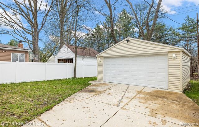 3128 Harvard Road, Royal Oak, MI 48073