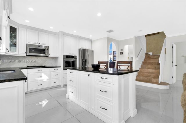 15588 SW 95th St, Miami, FL 33196