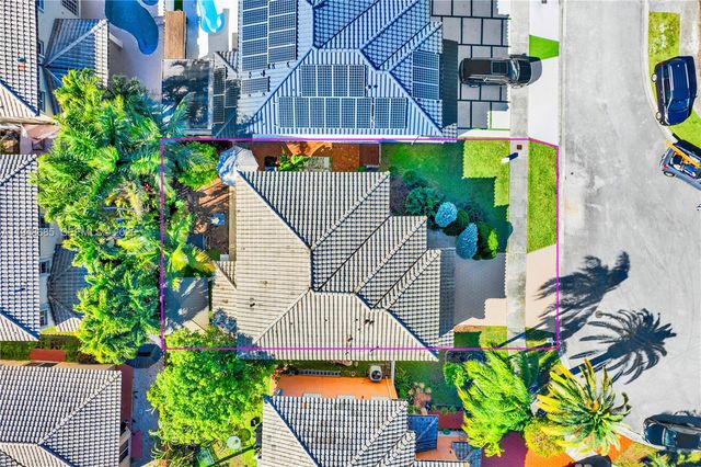 15588 SW 95th St, Miami, FL 33196