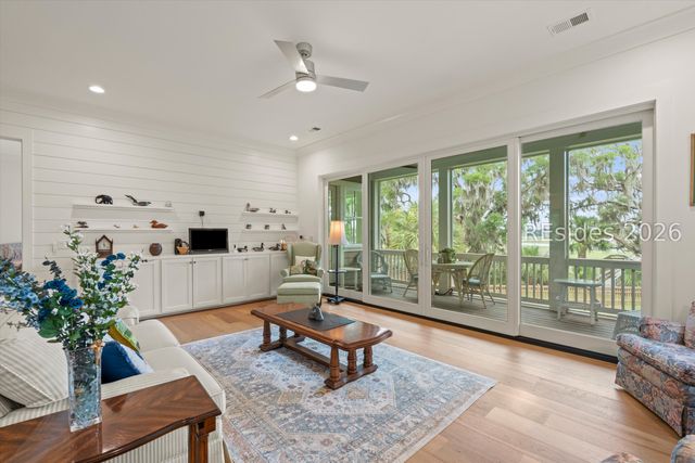 12 Creek Cove Ln, Hilton Head Island, SC 29926