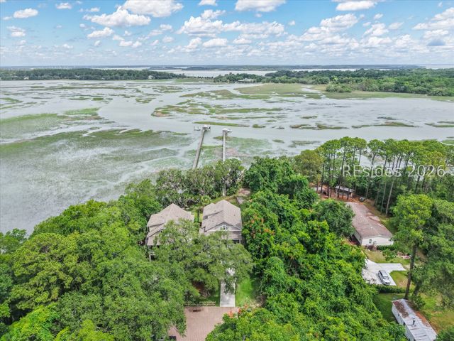 12 Creek Cove Ln, Hilton Head Island, SC 29926
