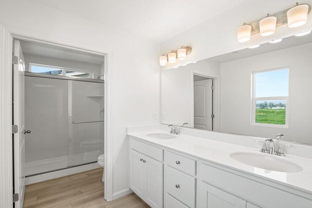 6558 E Madison Avenue, Fresno, CA 93727