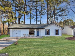 8198 Winewood Court, Riverdale, GA 30274