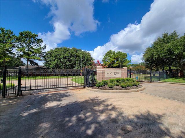 15607 Tarpon Springs Court, Houston, TX 77095